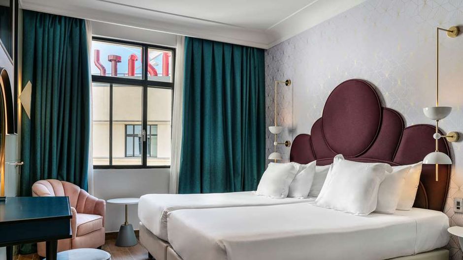 Vincci Capitol Hotel Room