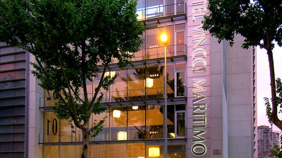 Vincci Maritimo Hotel Exterior
