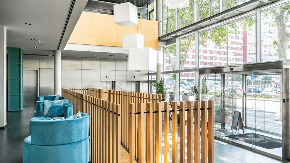 Vincci Maritimo Hotel Lobby