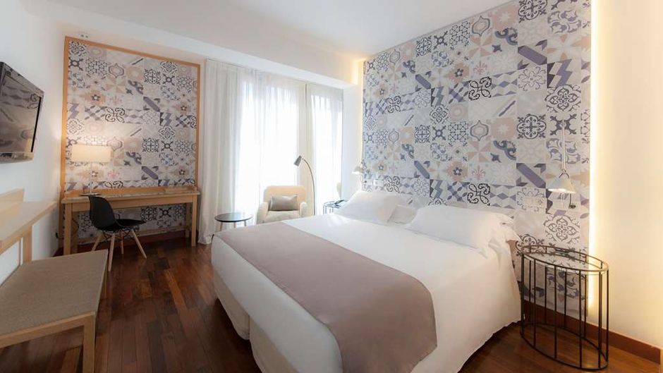 Vincci SoMa Hotel Room