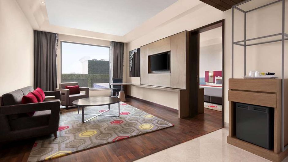 Ramada Lucknow Hotel & Convention Center Suite