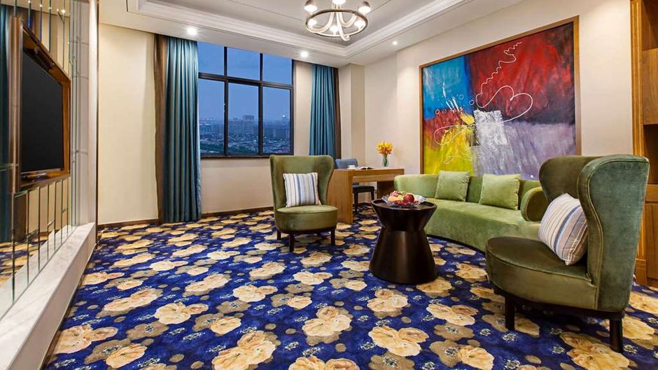 Ramada Taixing Suite
