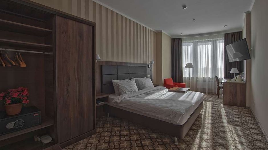 Ramada Hotel & Suites Rostov-on-Don Room