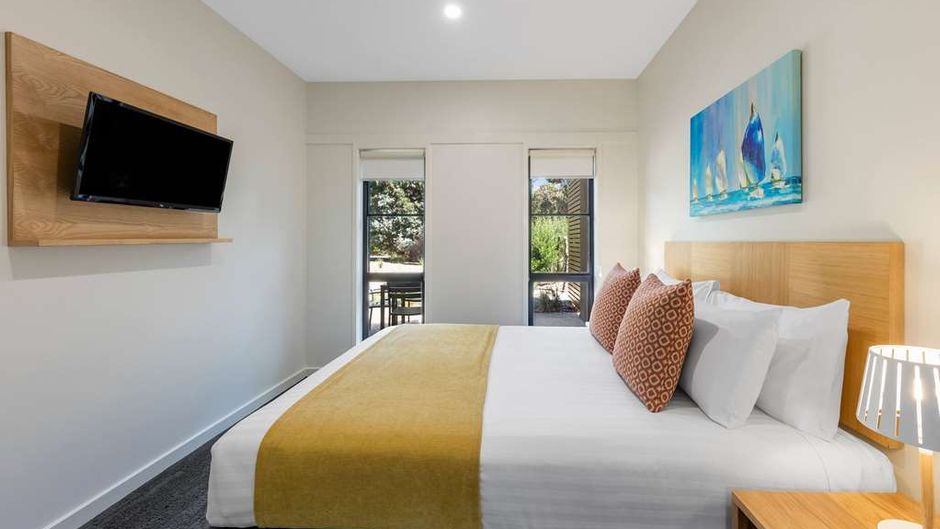Club Wyndham Seven Mile Beach-Trademark Room