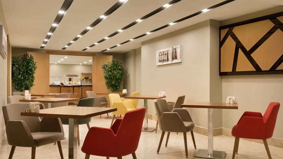 Ramada Encore Gebze Restaurant