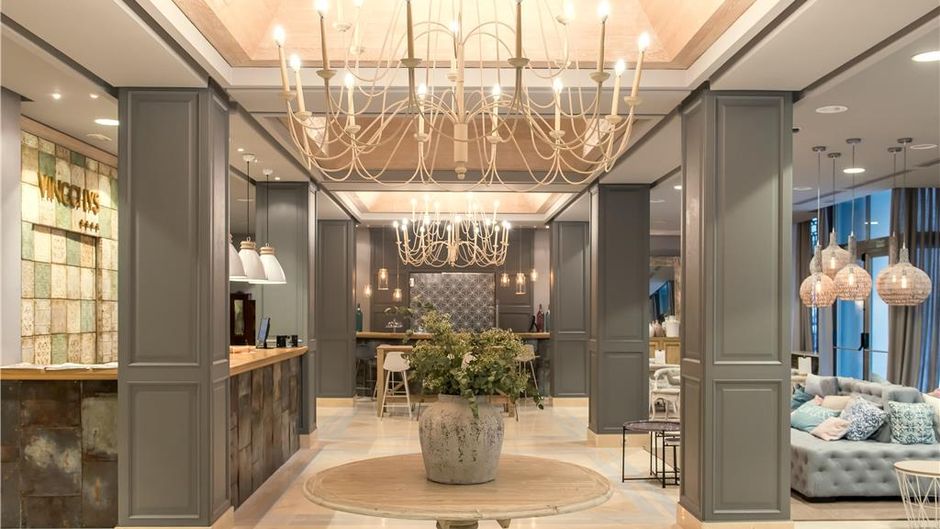 Vincci Lys Hotel Lobby