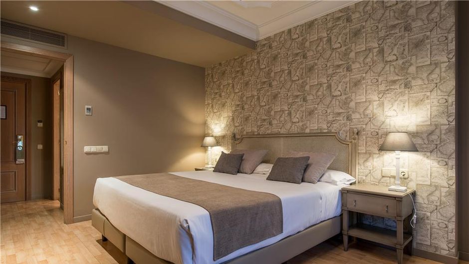 Vincci Lys Hotel Room