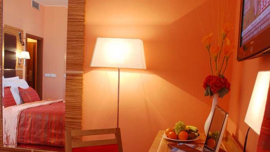 EA Hotel Sonata Room