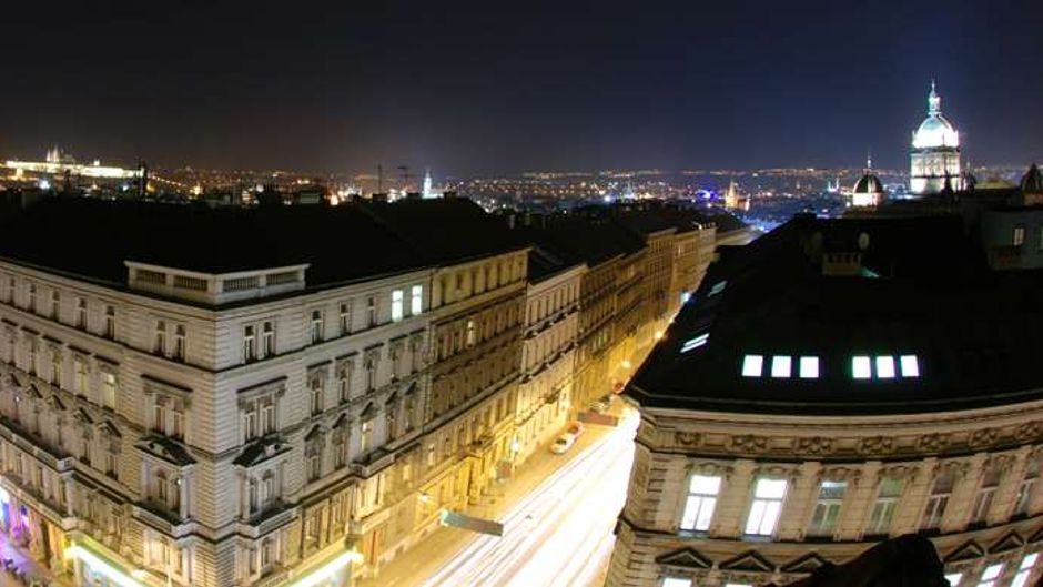 EA Hotel Sonata Exterior