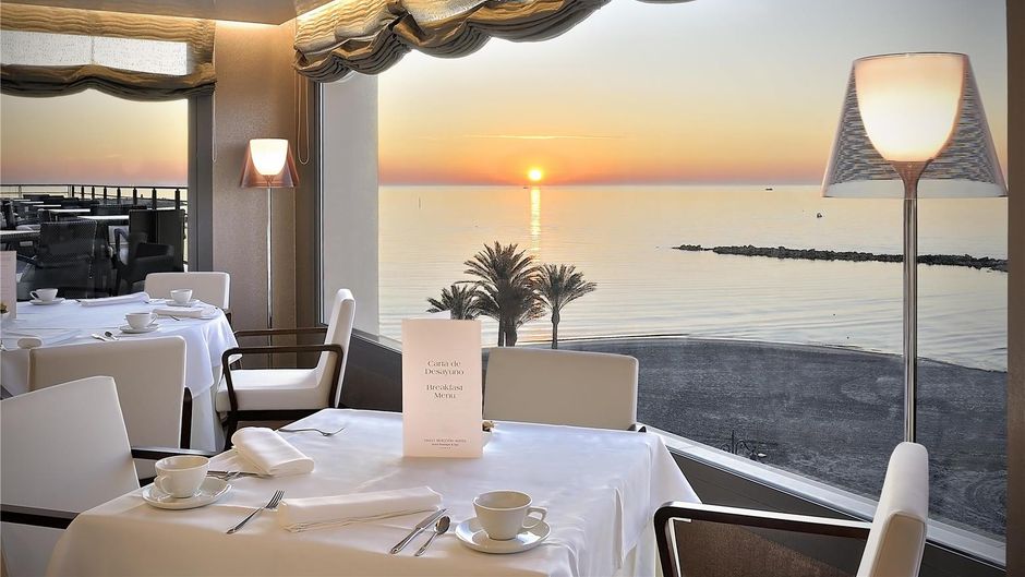 Vincci Seleccion Aleysa Hotel Restaurant