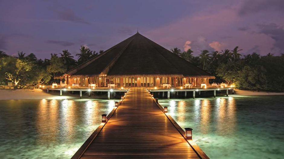 Hideaway Beach Resort-Spa Signature Coll Restaurant