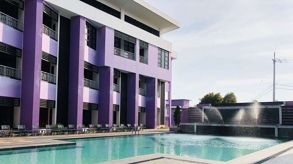 Hotel Kyriad Sadurengas Paser Exterior