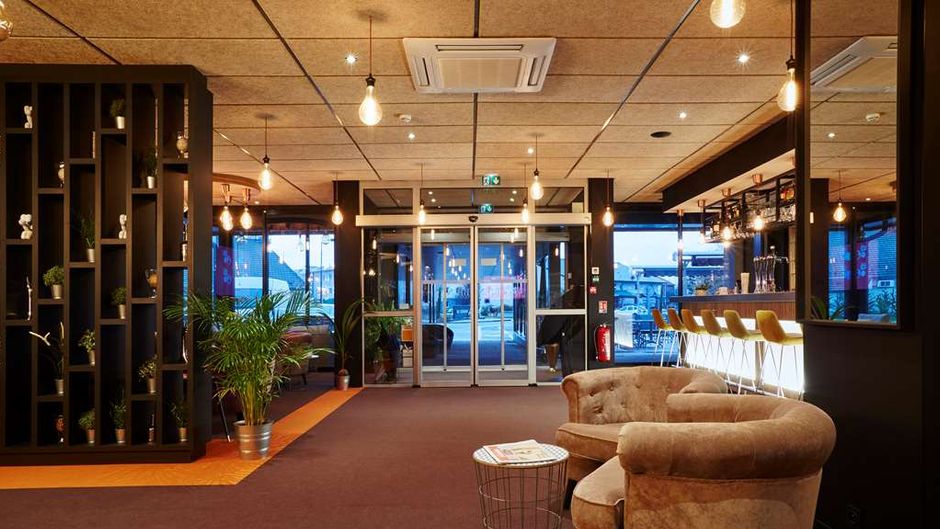 Kyriad Clermont Ferrand Nord Riom Lobby