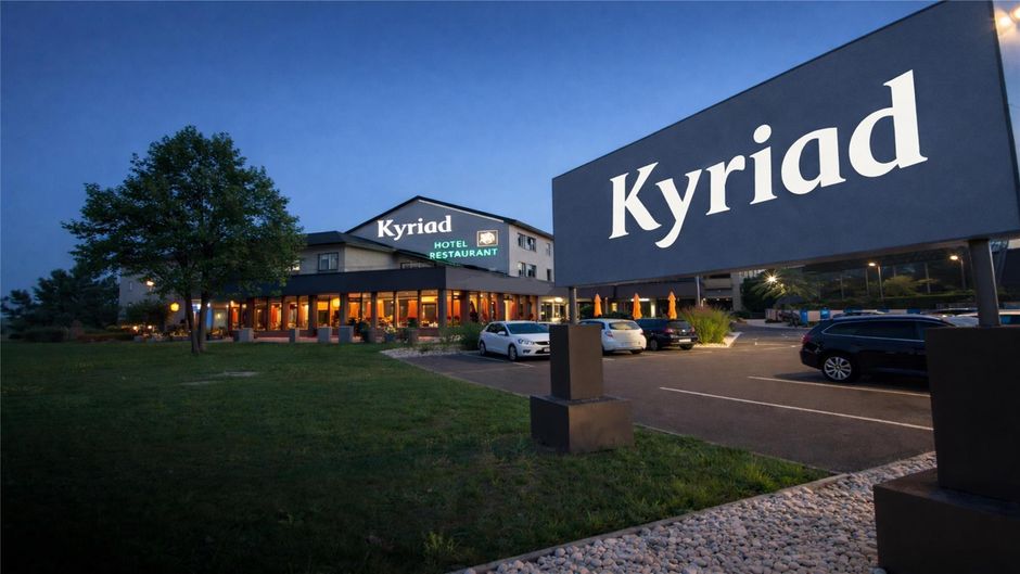 Kyriad Clermont Ferrand Nord Riom Exterior