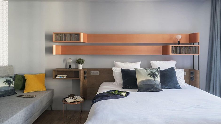 Golden Tulip Saint Malo Room