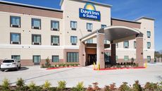 Days Inn & Suites Houston NW Cypress