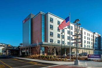 Hilton Garden Inn Patriot Place