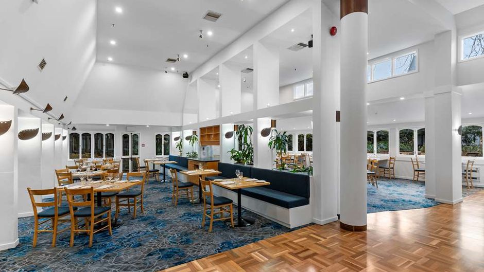 Chateau on the Park DoubleTree by Hilton Restaurant