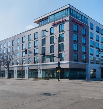 Hampton Inn Chicago North-Loyola Station