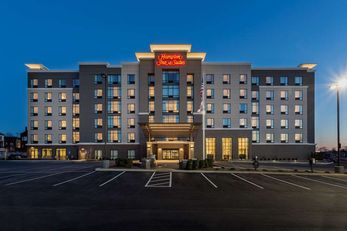 Hampton Inn & Suites Newport/Cincinnati