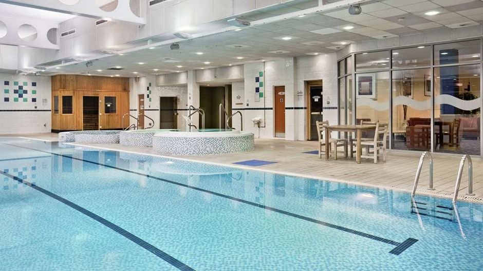 DoubleTree by Hilton Glasgow Strathclyde Pool