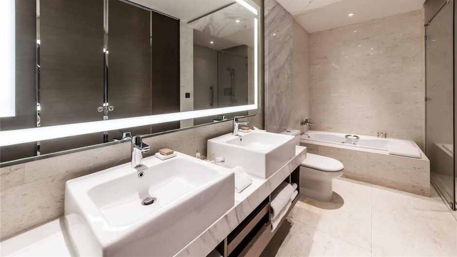 Hilton Garden Inn Hong Kong Mongkok Room