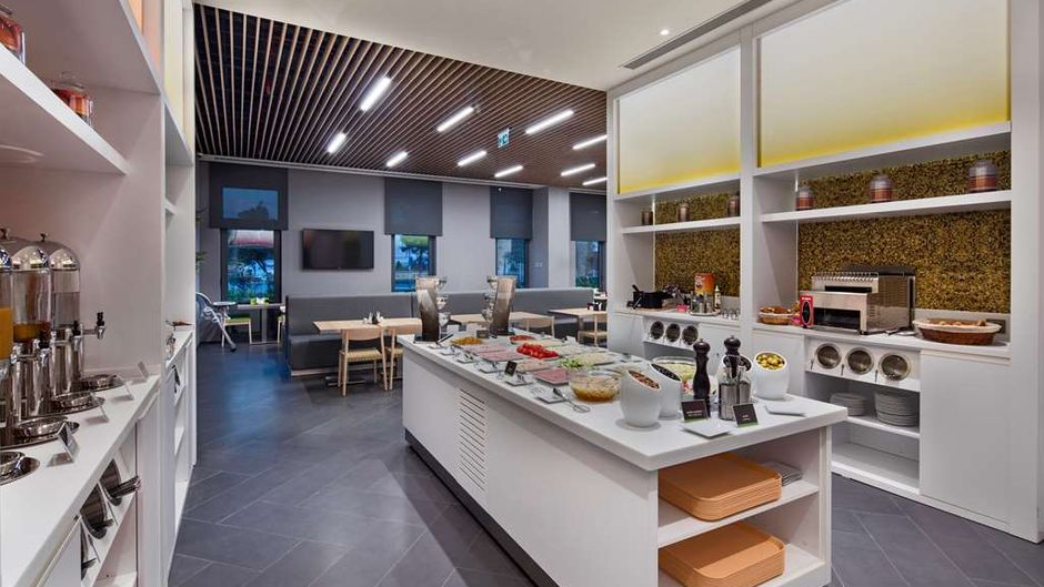 Hampton by Hilton Istanbul Zeytinburnu Restaurant