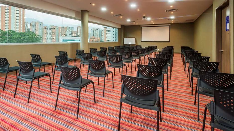 Hampton by Hilton Medellin Meeting
