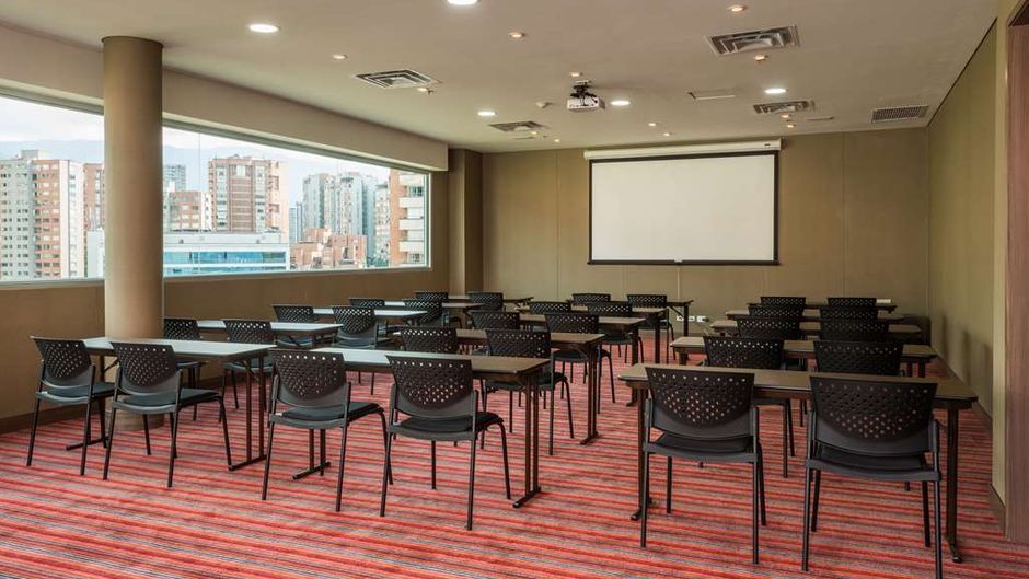 Hampton by Hilton Medellin Meeting