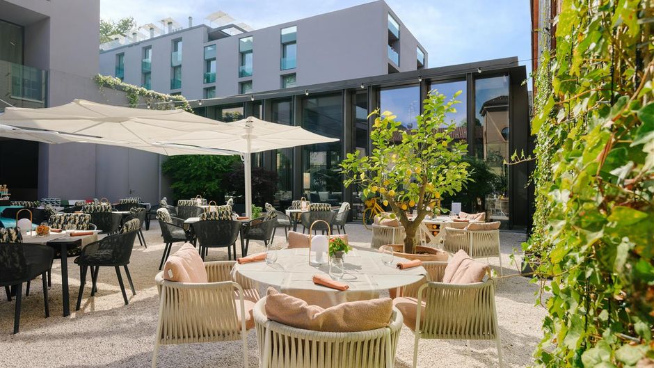 Hilton Lake Como Restaurant