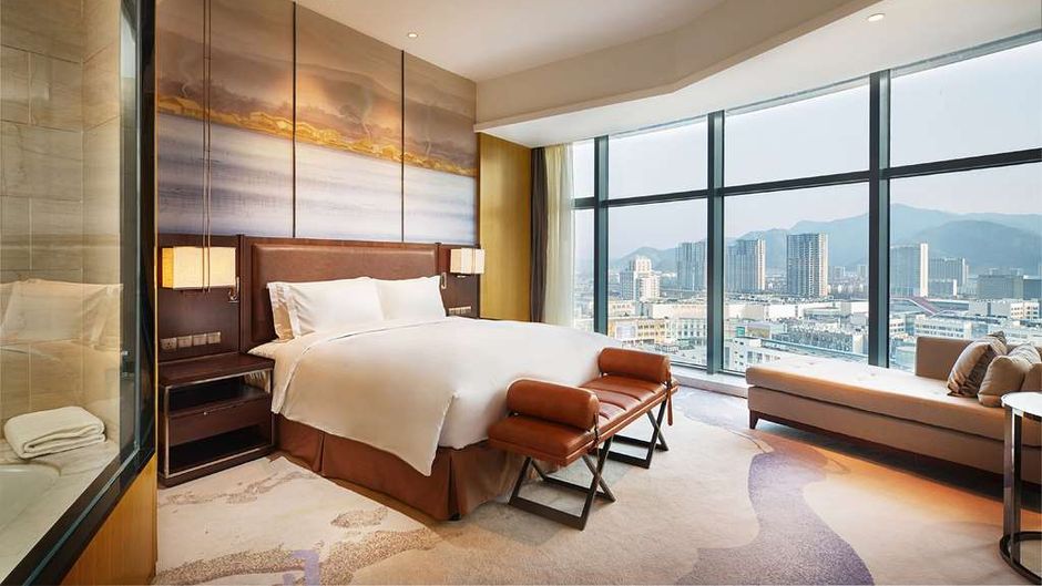 DoubleTree by Hilton Ningbo Beilun Room