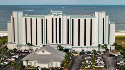 Island House Hotel-DoubleTree by Hilton