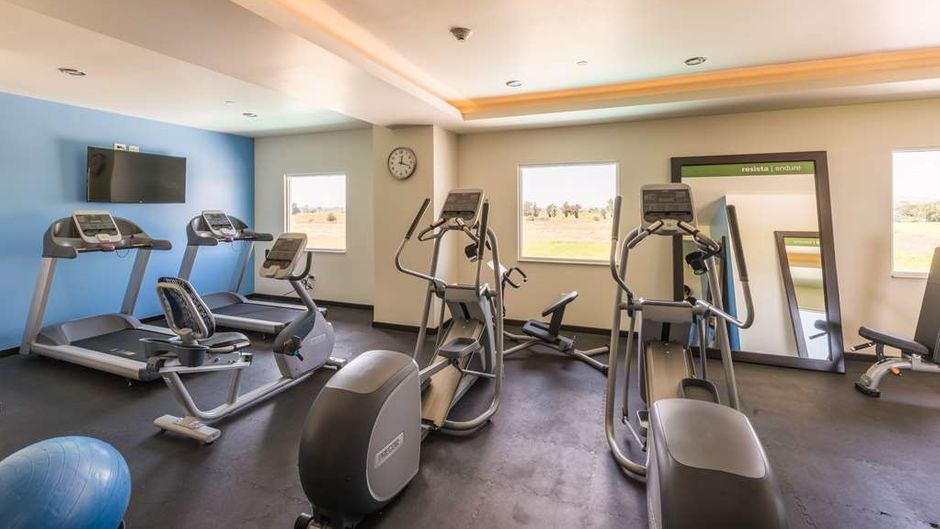 Hampton Inn & Suites by Hilton Salamanca Health
