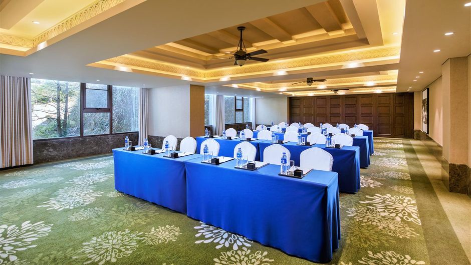 Hilton Sanqingshan Resort Meeting