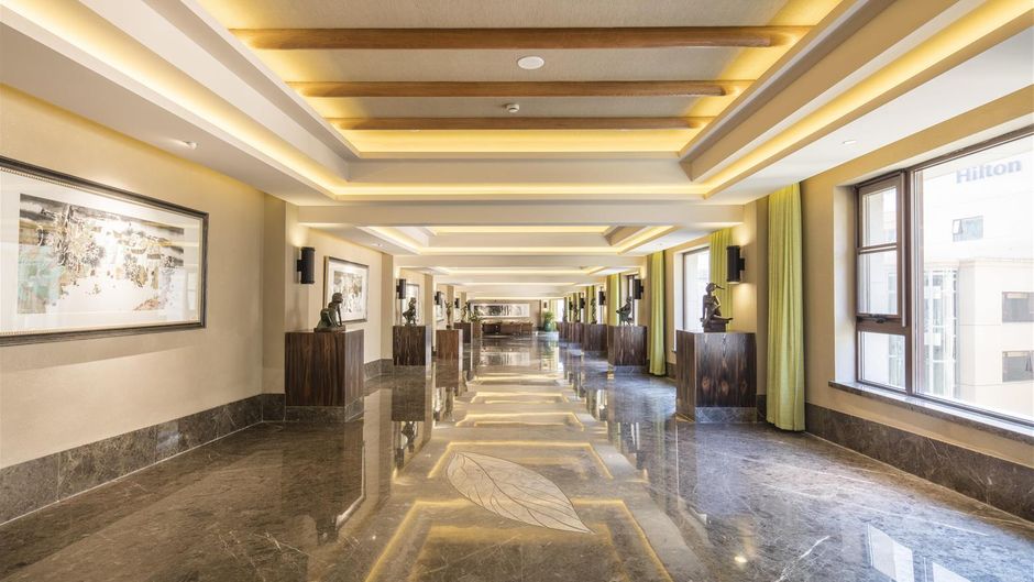 Hilton Sanqingshan Resort Lobby