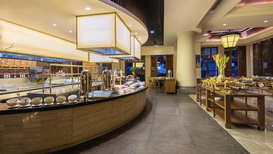 Hilton Sanqingshan Resort Restaurant