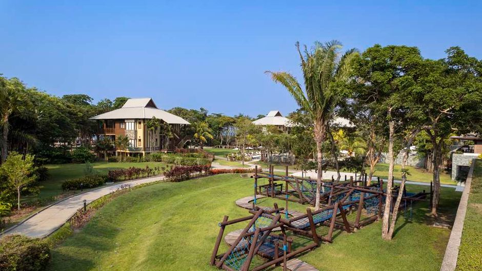 Indura Beach & Golf Resort, Curio Coll Recreation