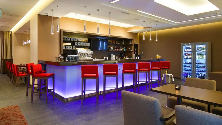 Hilton Garden Inn Volgograd Lobby