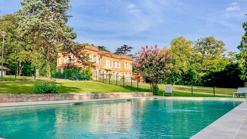 Le Domaine de Montjoie, BW Premier Coll Pool