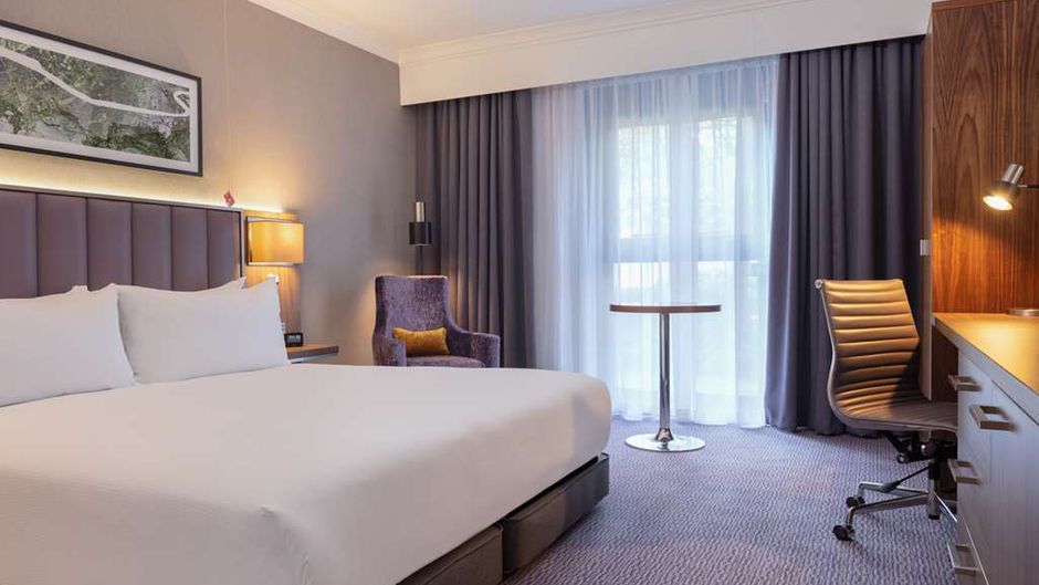 DoubleTree by Hilton Edinburgh Airport Room