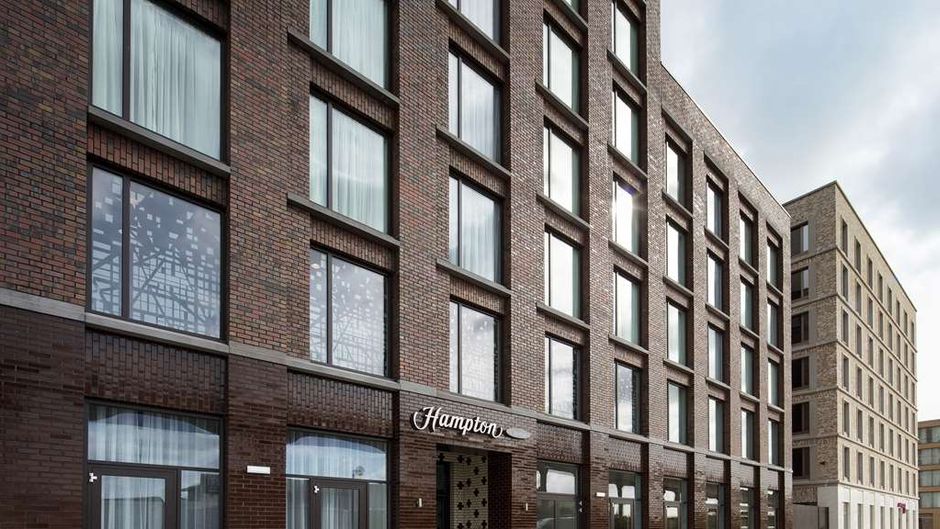 Hampton by Hilton London Excel Exterior