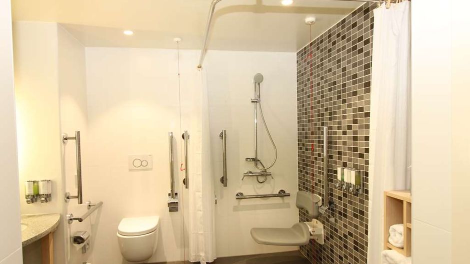 Hampton by Hilton London Excel Room