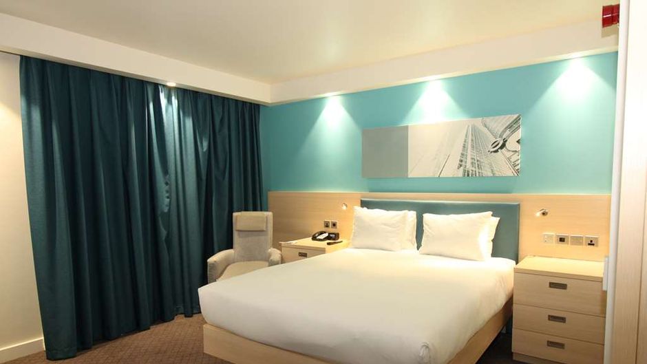 Hampton by Hilton London Excel Room
