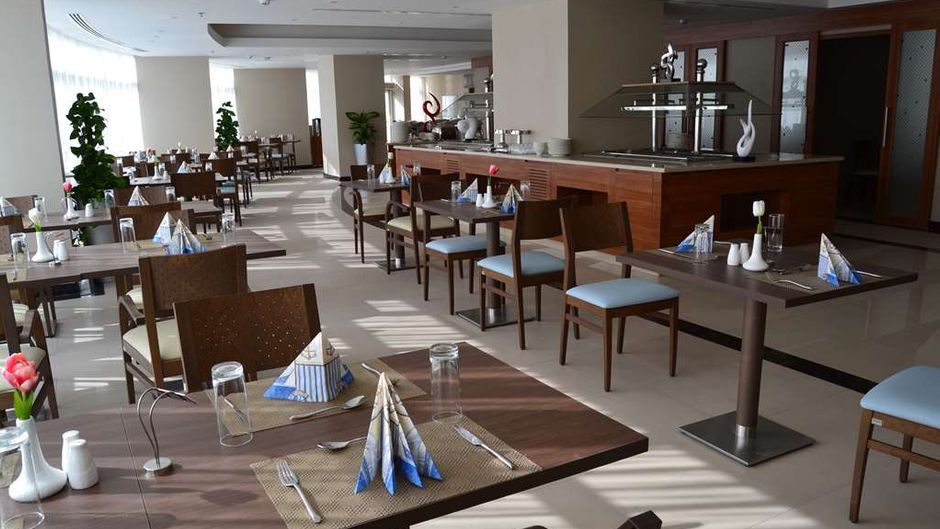Best Western Plus Buraidah Restaurant