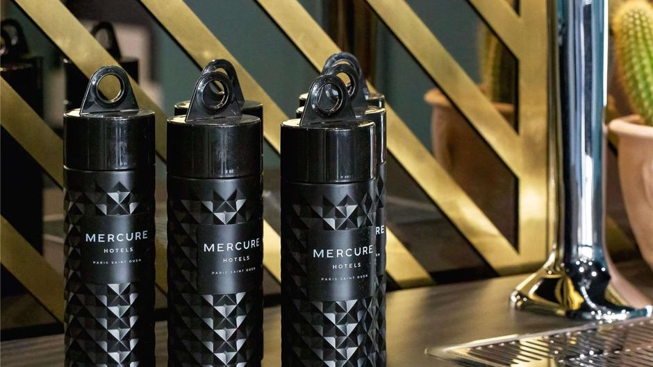Mercure Paris Saint-Ouen Exterior