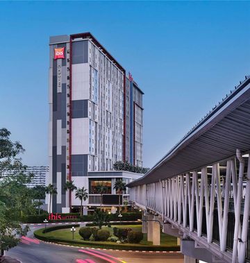 Ibis Bangkok Impact Hotel