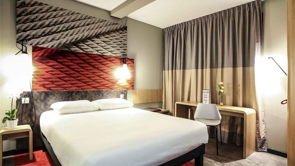 Ibis Niort Est Mendes France Room