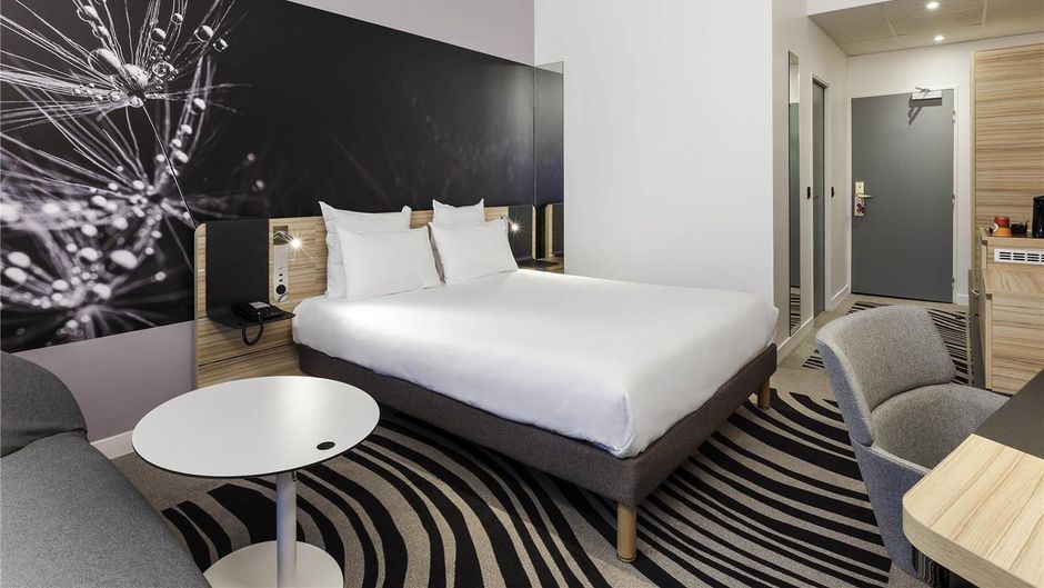 Novotel Tours Centre Gare Room