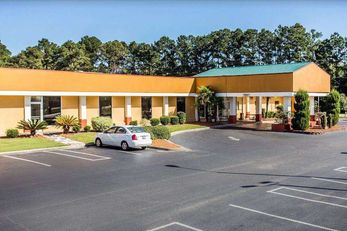 Baymont Inn & Suites Walterboro