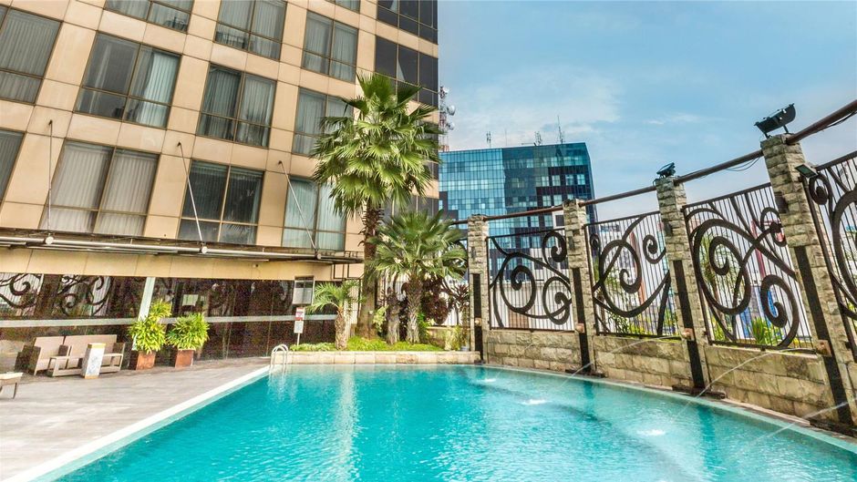 Wyndham Surabaya City Centre Pool